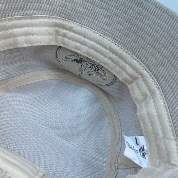 NWOT Boys Lie UO Exclusive Corduroy Bucket Hat - Picture 5 of 9